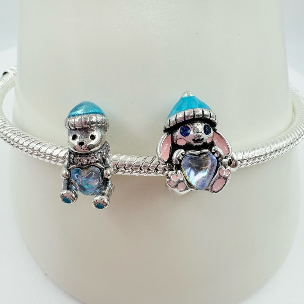 Gnoce Adorable  Bear and Bunny Christmas- Set of 2 Charms